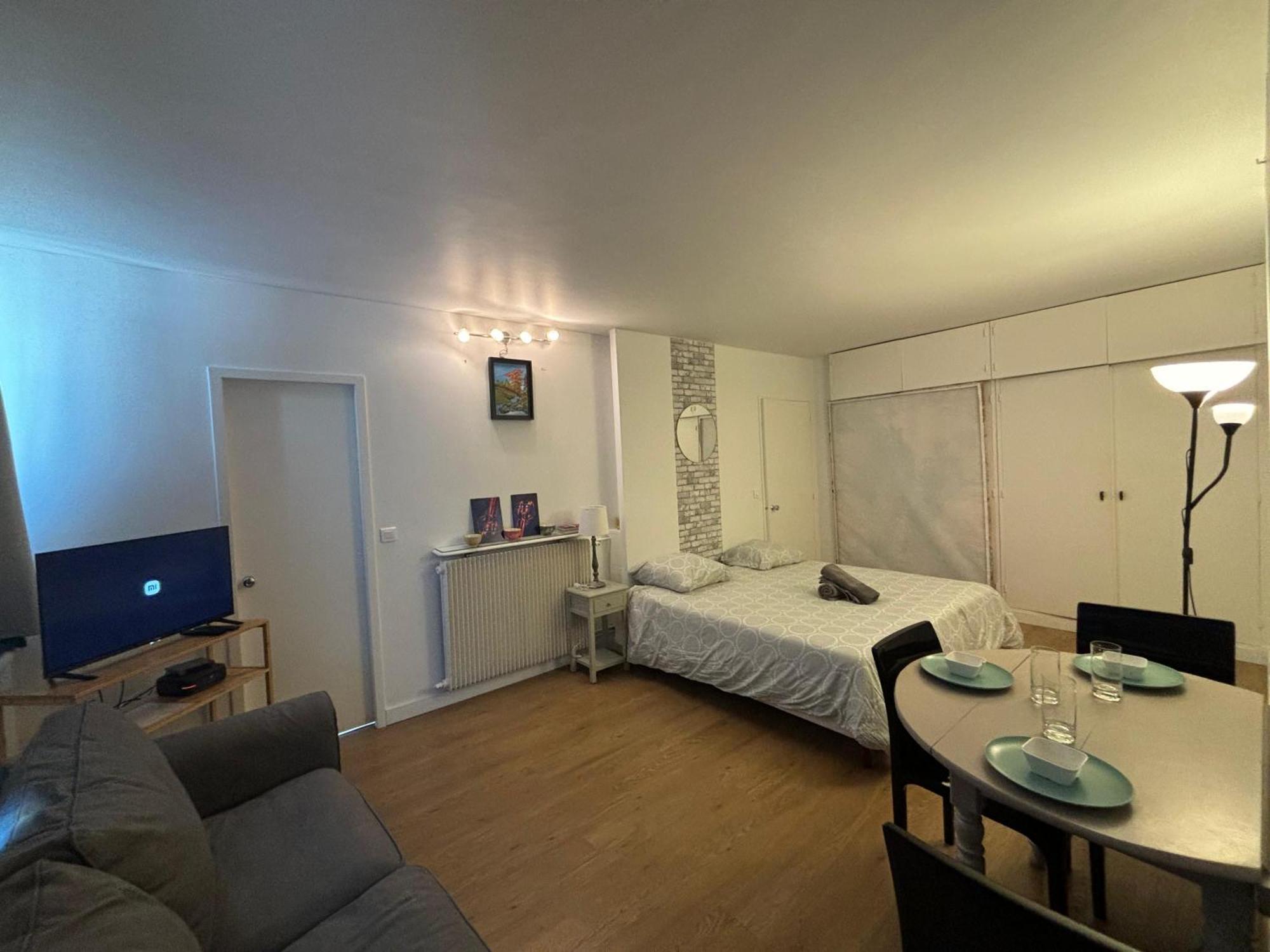 Appartement Des Champs Elysees Paris Exterior photo