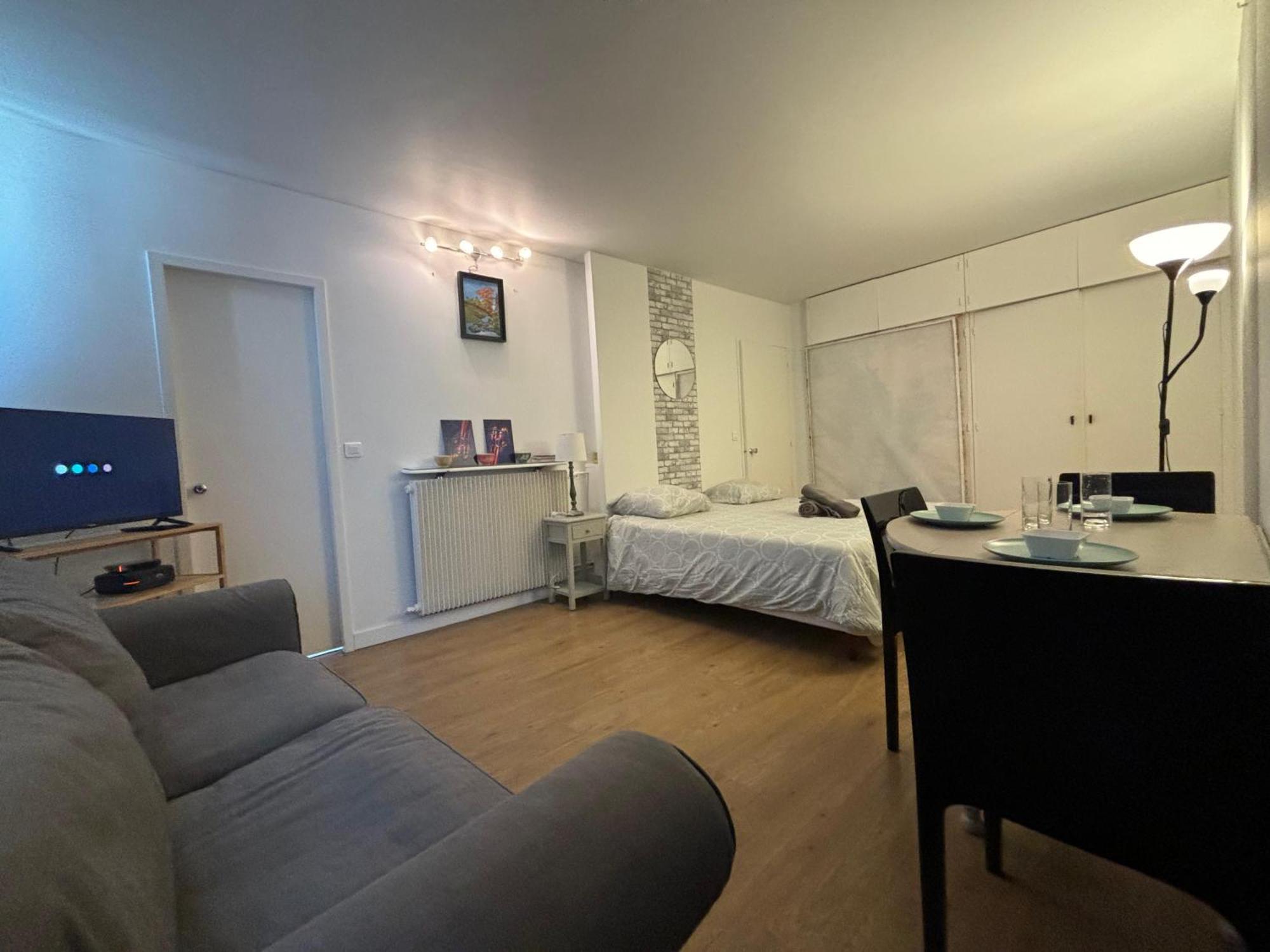 Appartement Des Champs Elysees Paris Exterior photo